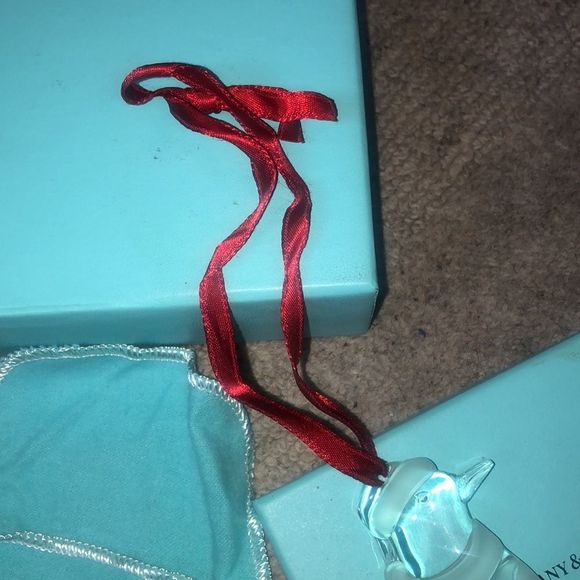 Vintage Tiffany & Co Crystal Penguin Ornament | 2002 - Picture 8 of 14